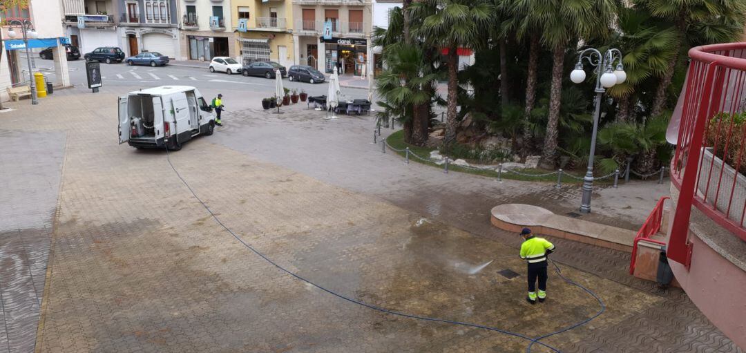 Acciones de limpieza y desinfección en Teulada.