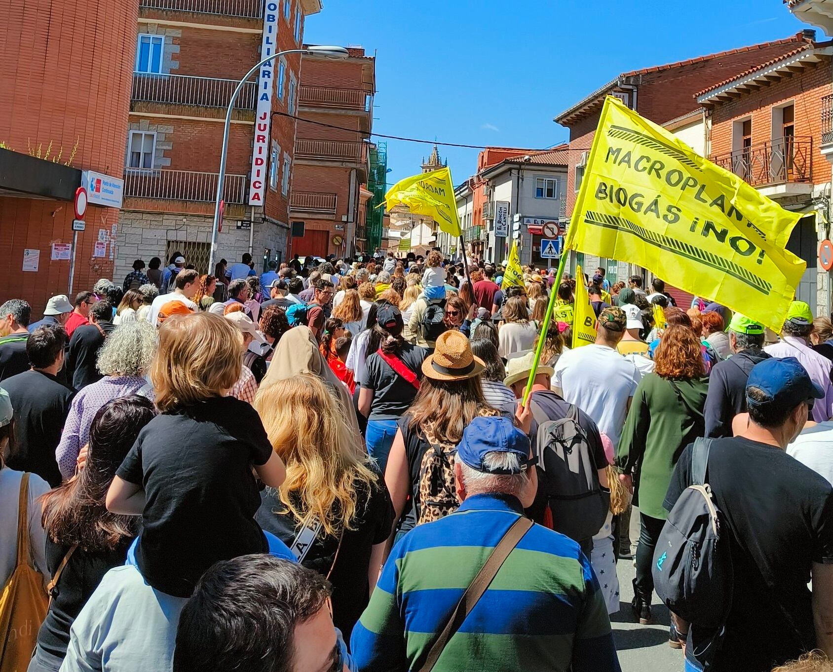 Manifestación contra la planta de biogás que se pretende construir en Colmenar Viejo