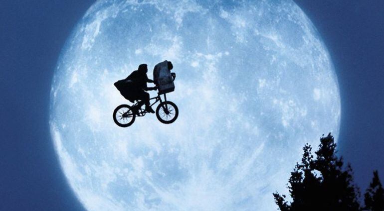 Imagen del cartel promocional de la película &#039;E. T., El extraterrestre&#039;.