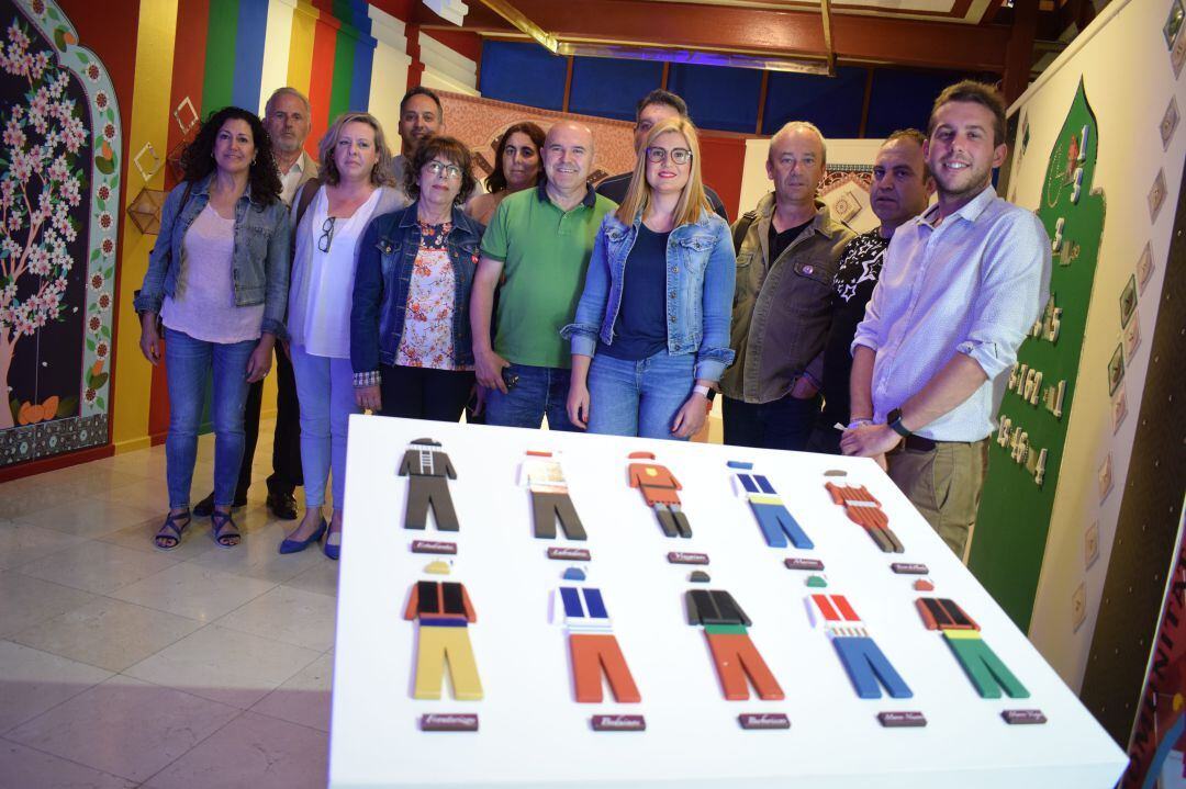 La Tourist Info de Petrer se engalana de fiesta