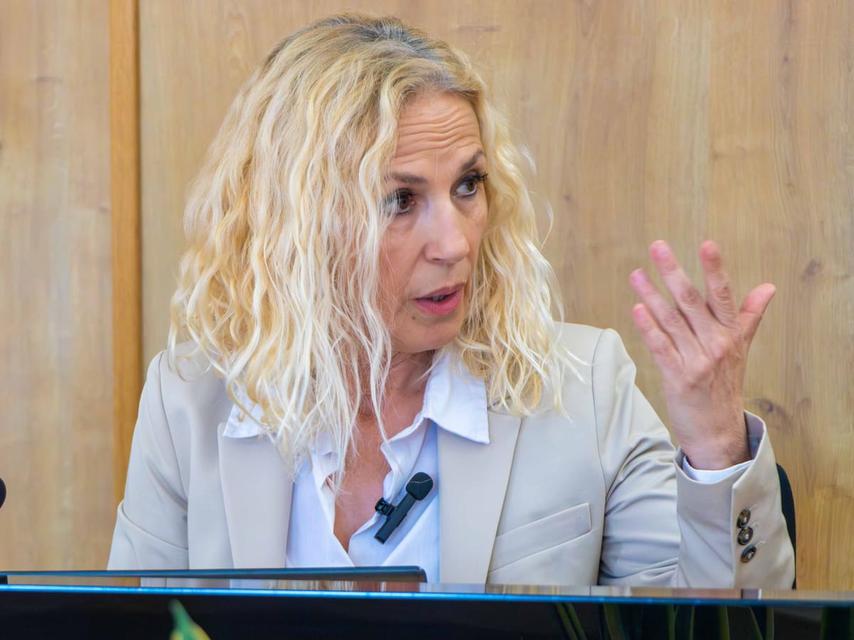 Rechazada en Elda la propuesta de Vox para prohibir el acceso con burka o niqab a edificios municipales