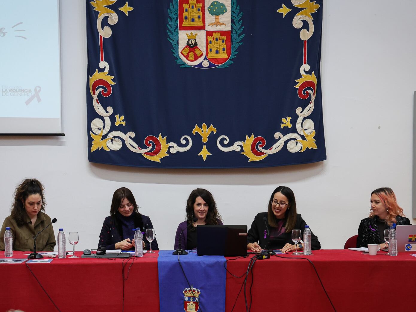 La Unidad de Igualdad de Oportunidades de la UBU ha celebrado una jornada de sensibilización con un marcado carácter internacional con motivo del 25N