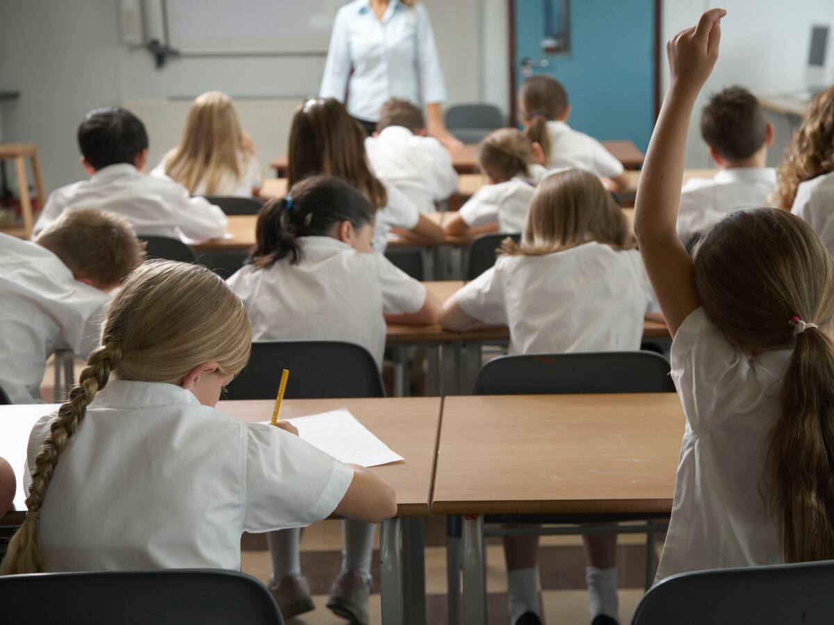 Educació advierte a siete centros escolares que siguen segregando por sexo que la nueva normativa educativa no lo permite