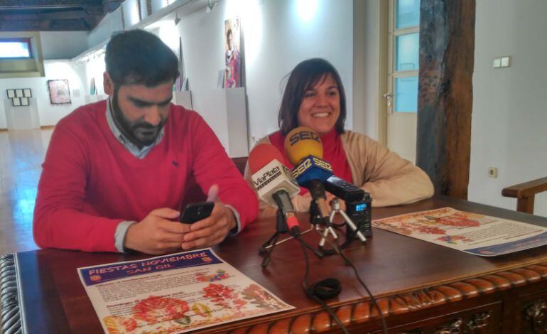 La alcaldesa de San Gil, Esther Sánchez, en una comparecencia reciente