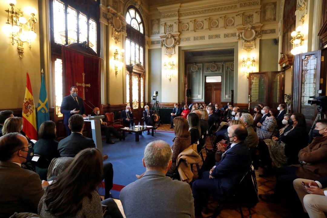 La sala Europa del Palacio de la Junta General acogió el acto de celebración del 40 aniversario del Estatuto de Autonomía del Principado