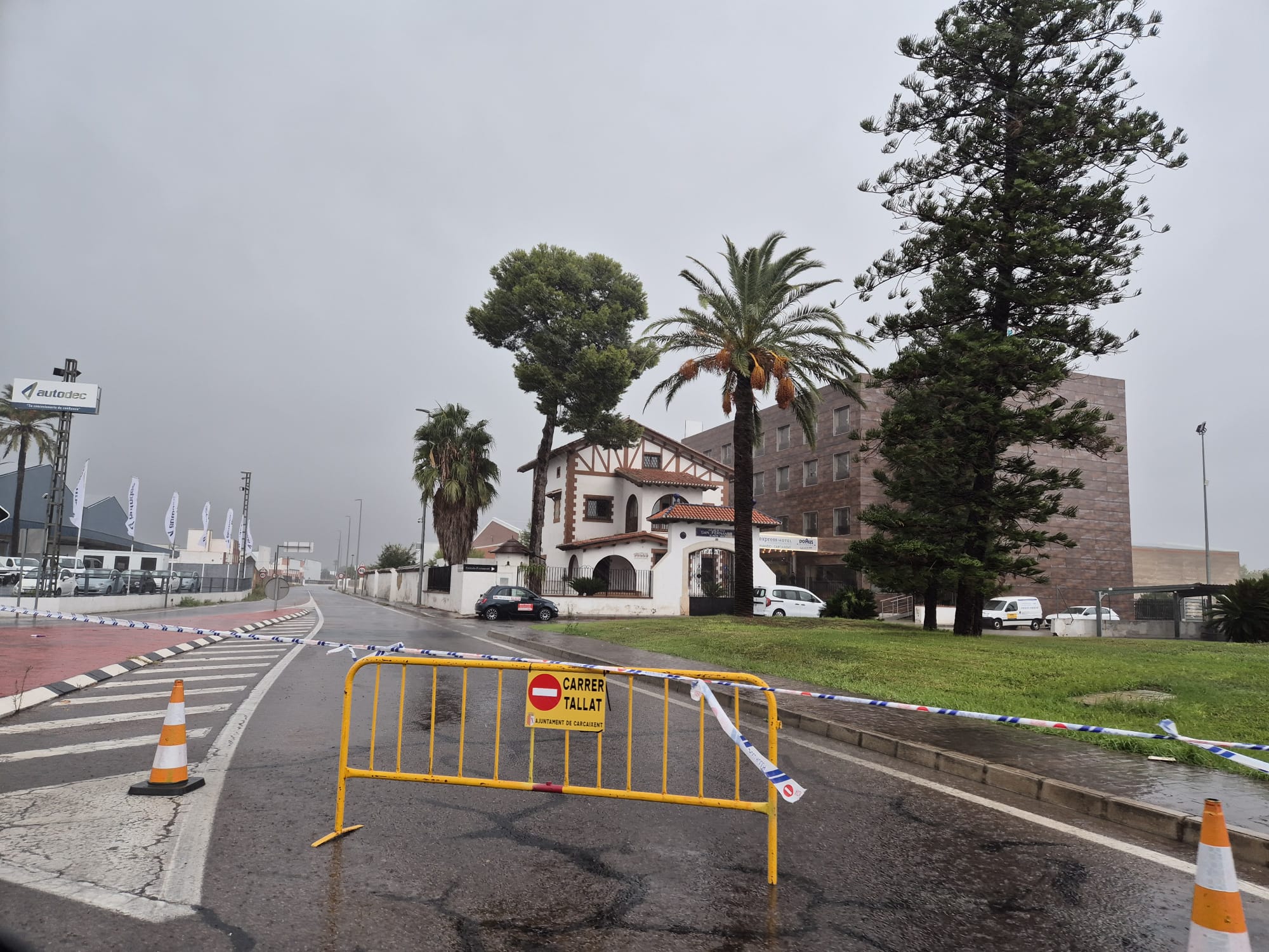 Carretera CV-41 cortada. Fuente: Ajuntament de Carcaixent