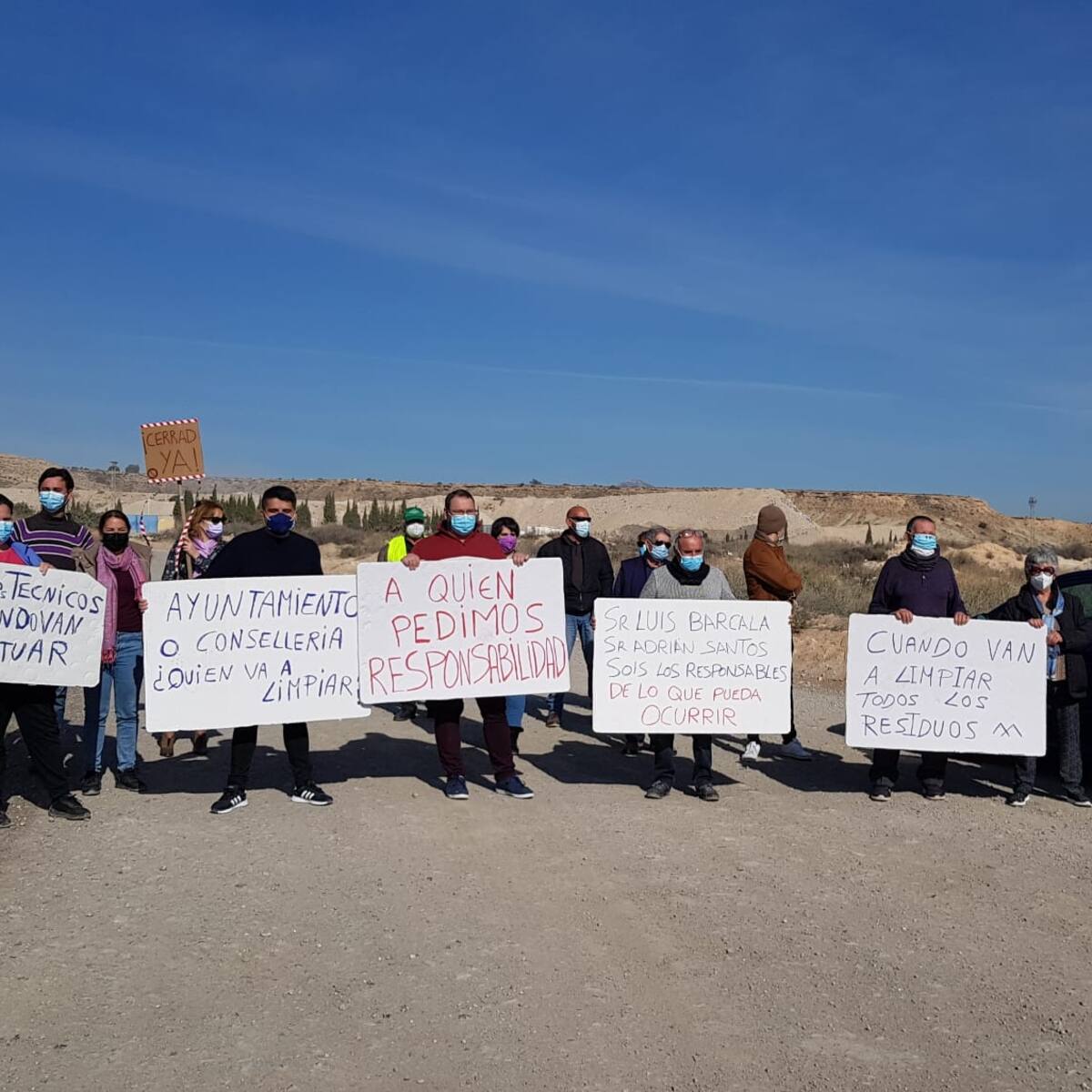 Los vecinos firman un manifiesto para reclamar la reactivación de la Comisión para la protección de Fontcalent y el relevo de Santos como presidente de la misma