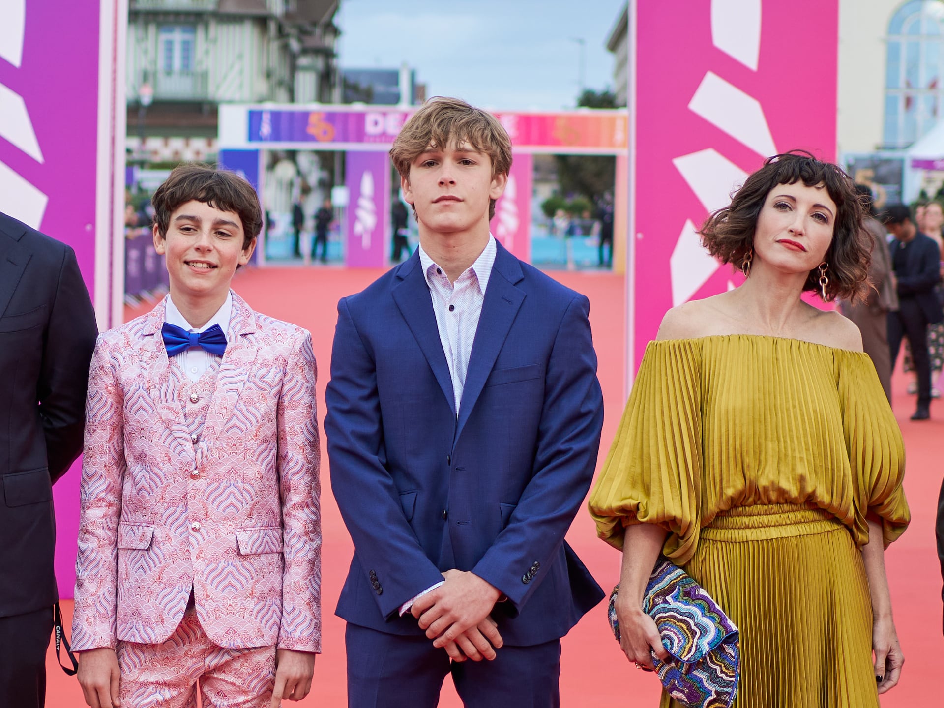 Hudson Meek (centro de la imagen), en la premiere de &#039;A Different Man&#039; en el Festival de Cine estadounidense de Deauville.