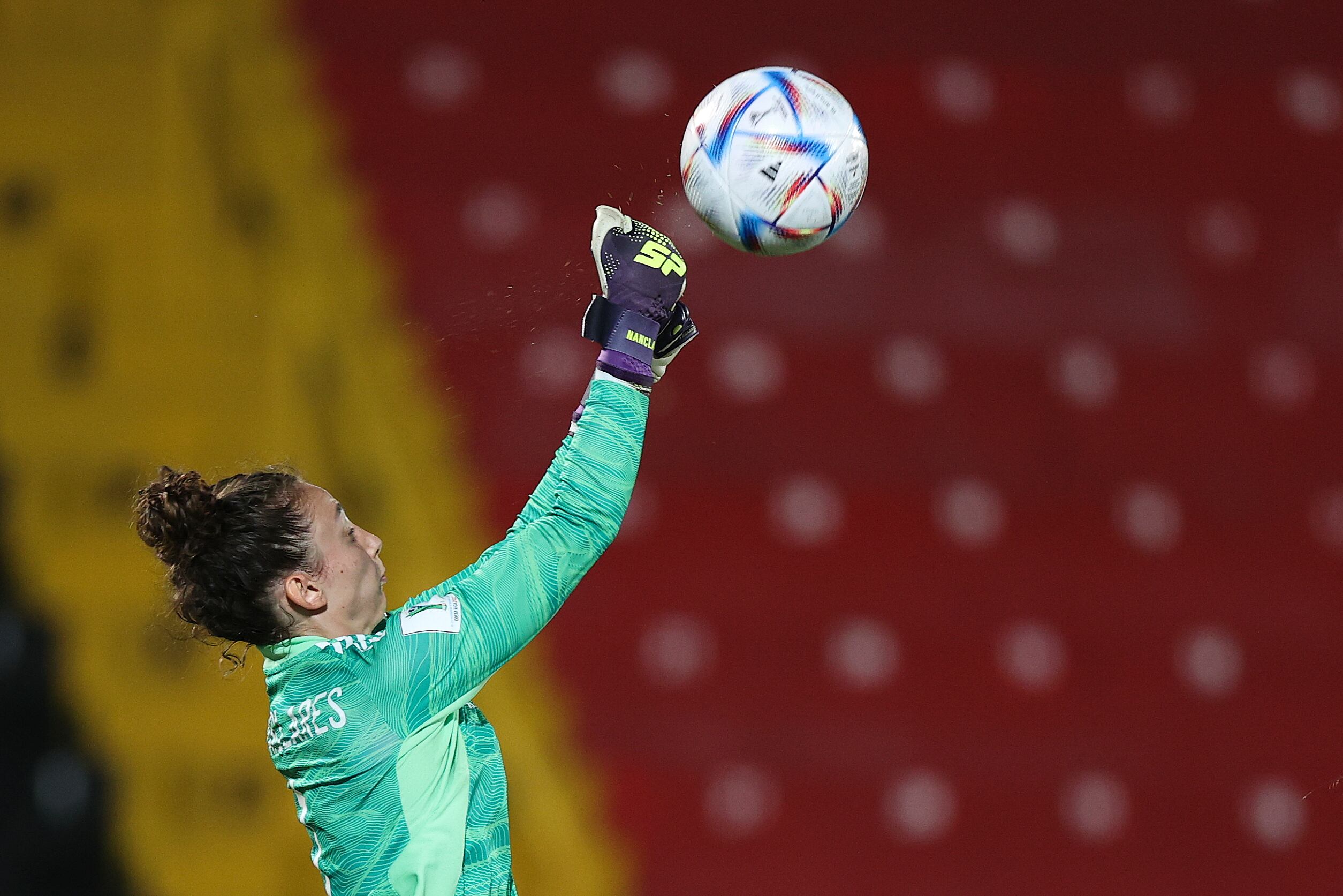 Adriana Nanclares, durante un partido con la selección española en el Mundial sub20 de Costa Rica 2022