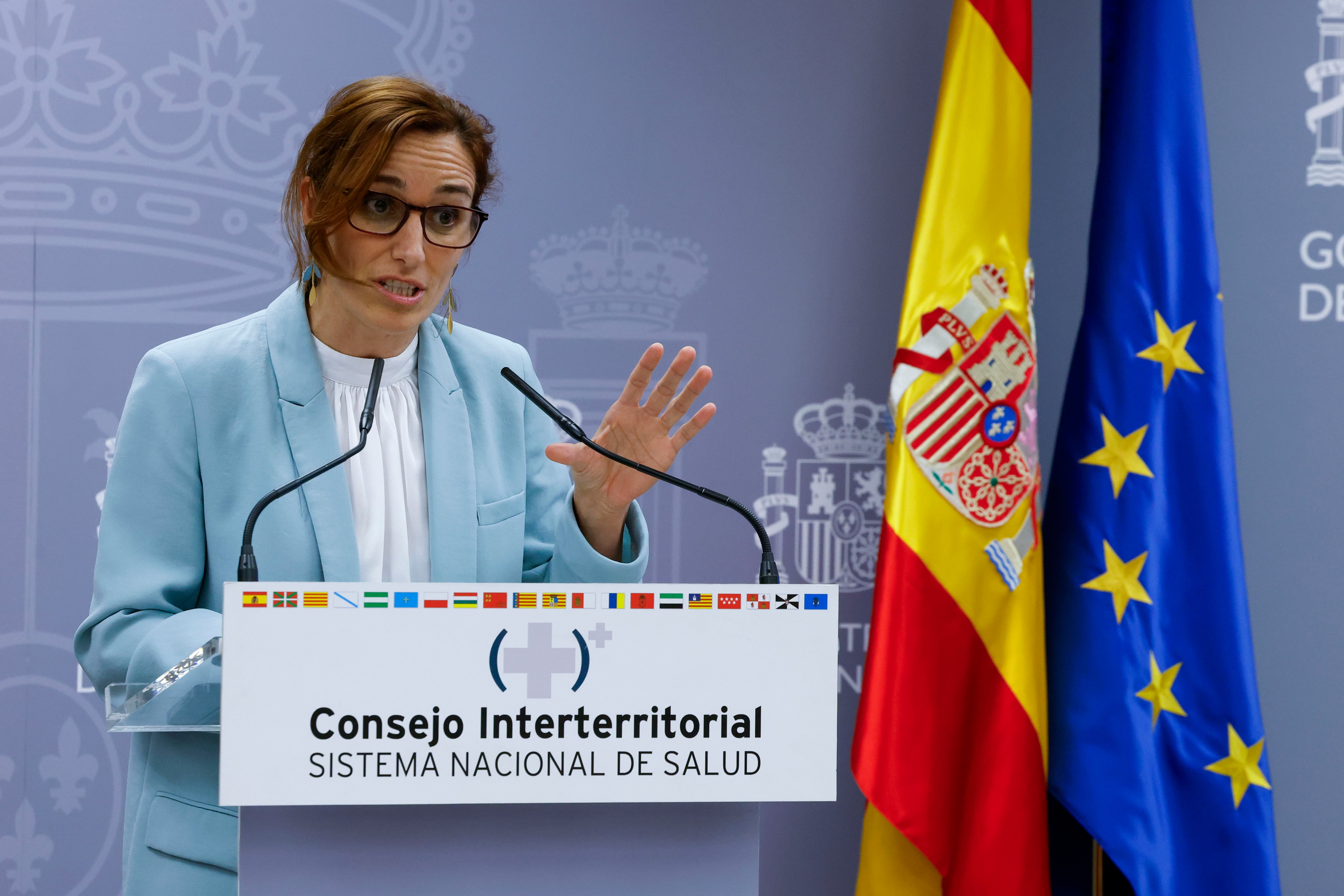 MADRID, 09/02/2024.- La ministra de Sanidad, Mónica García, ofrece una rueda de prensa al término del Consejo Interterritorial del Sistema Nacional de Salud, este viernes en Madrid. EFE/Zipi
