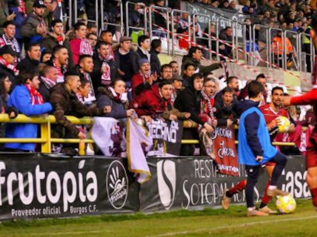 La afición leonesa presenció otra derrota de la Cultural