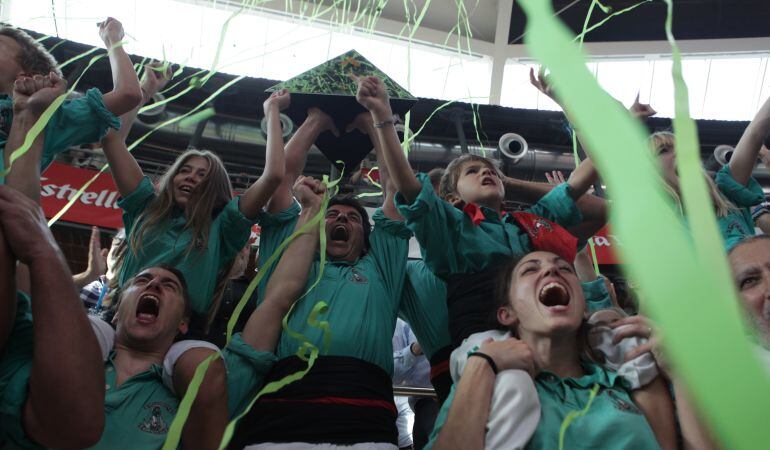 Els Castellers de Vilafranca, celebrant la victòria. 