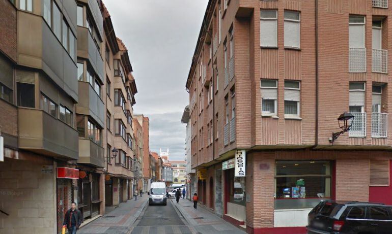 Calle Colón a la altura de la calle La Bondad