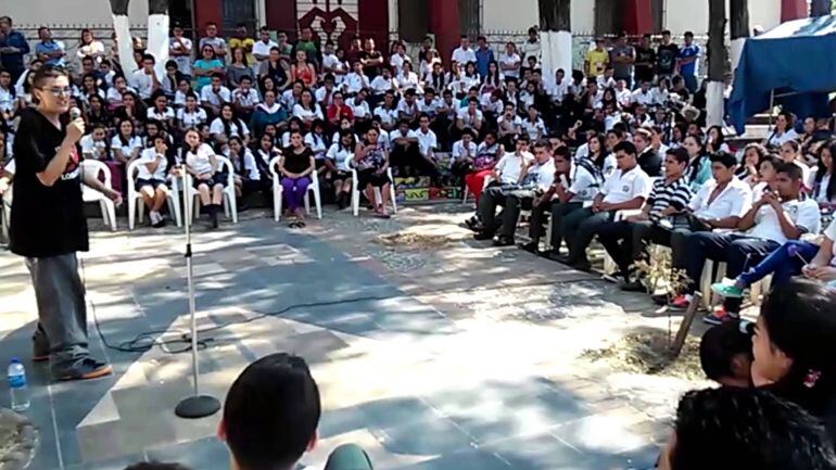 Monólogo "No solo duelen los golpes"