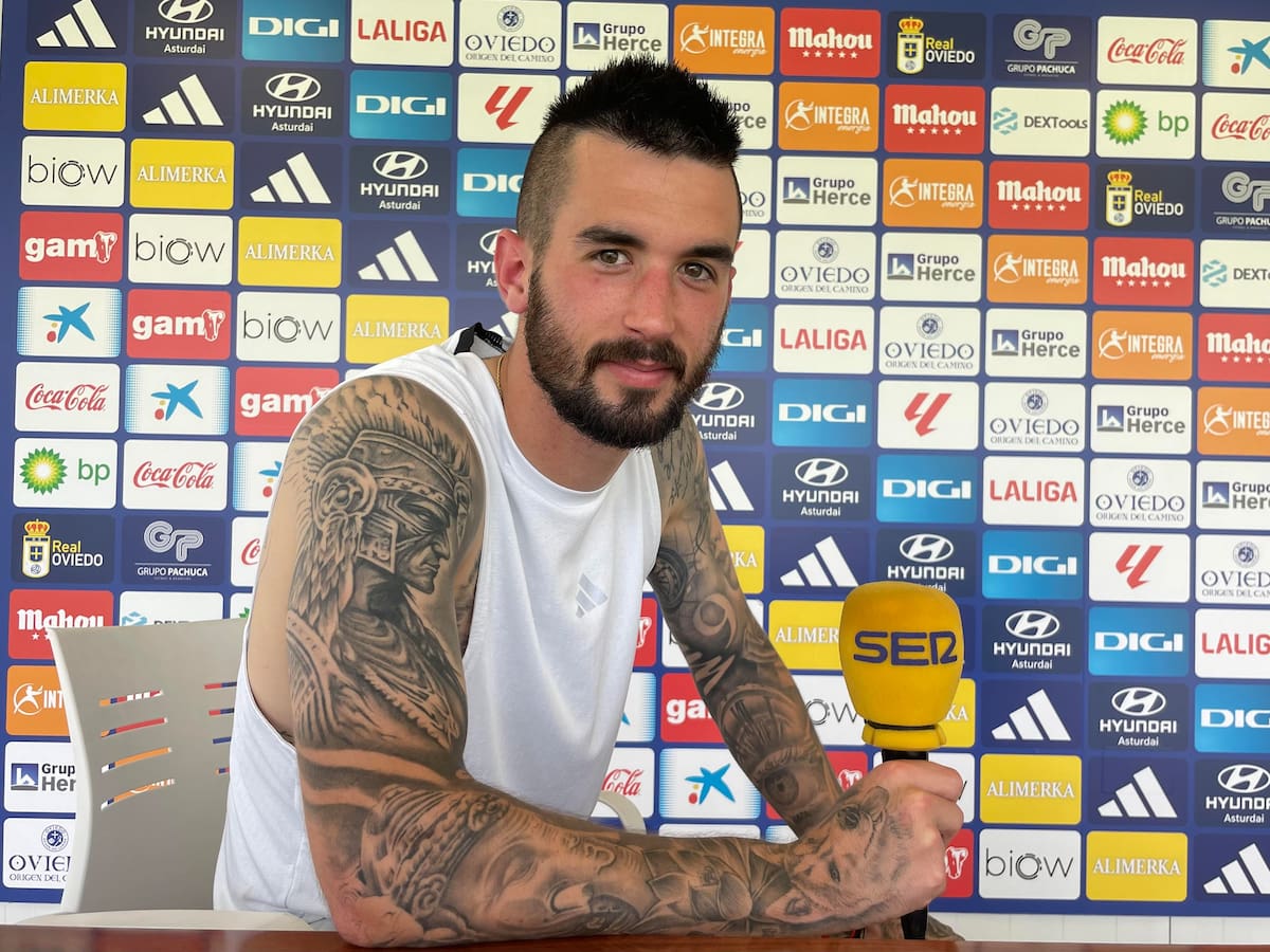 Entrevista a Álex Millán, delantero del Real Oviedo