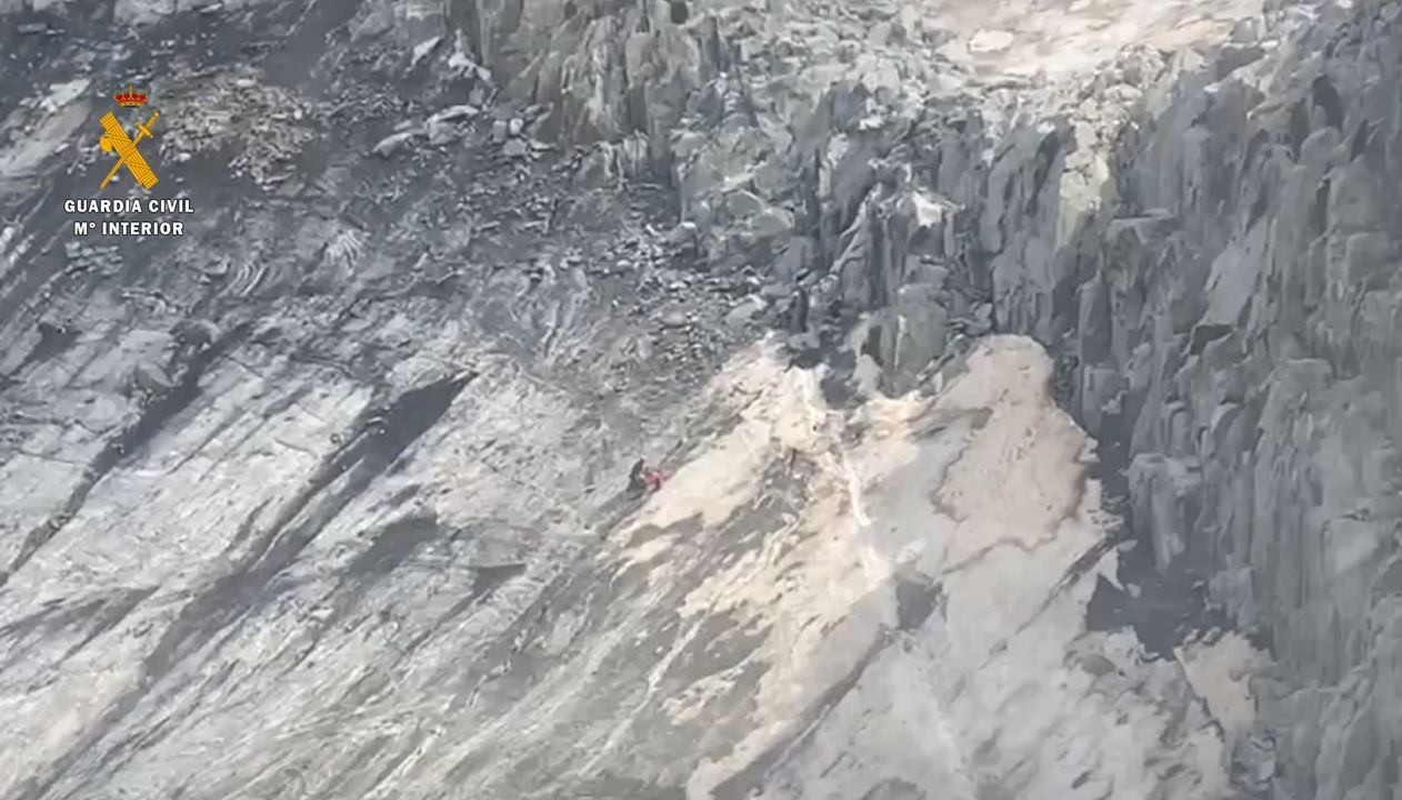Rescate de un montañero en el Glaciar del Aneto