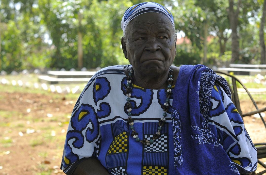 Mama Sarah Onyango Obama, la abuelastra keniana del expresidente estadounidense Barack Obama.