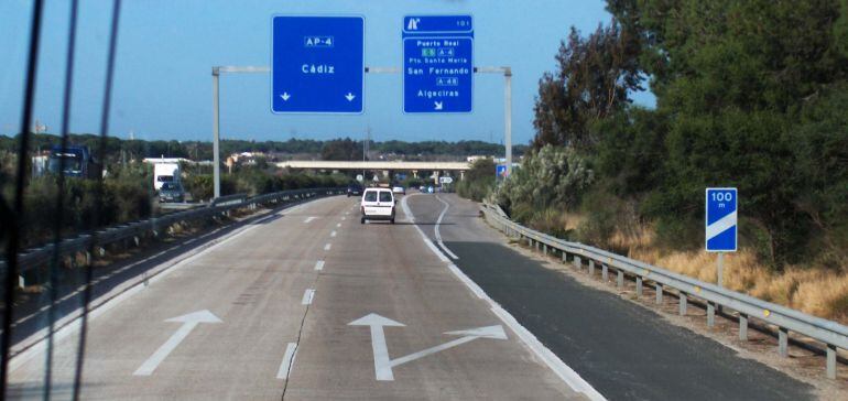 Autopista AP-4
