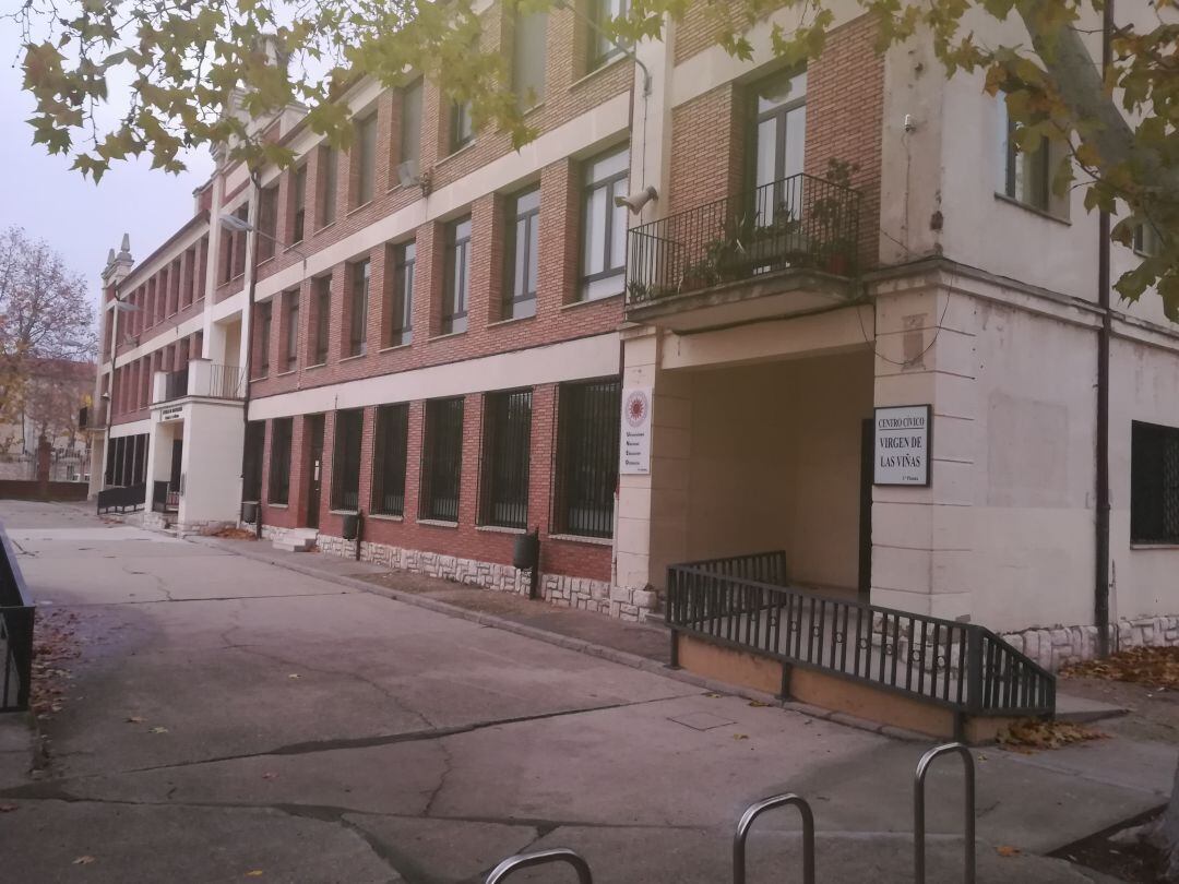 El Centro Cívico Virgen de las VIñas podría servir de ubicación a esta extensión universitaria