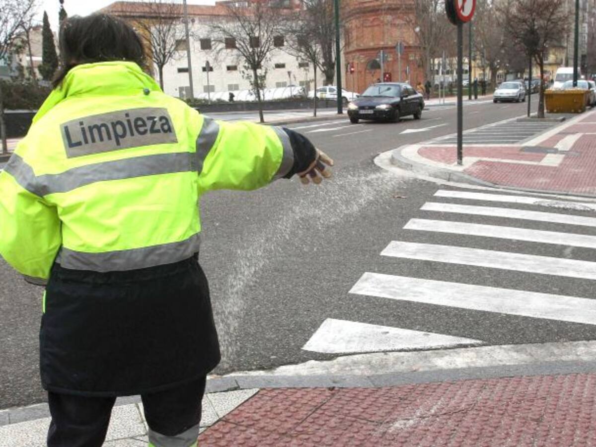 La Diputación extenderá 5.000 kilos de sal diarios ante la previsión de nevadas