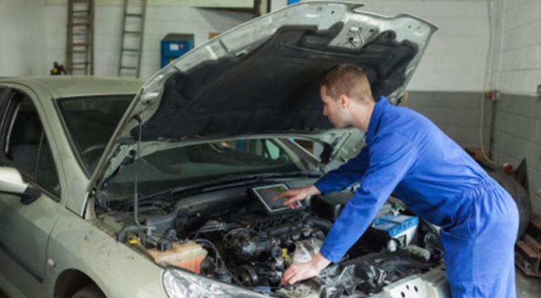 Revisión periódica de un vehículo