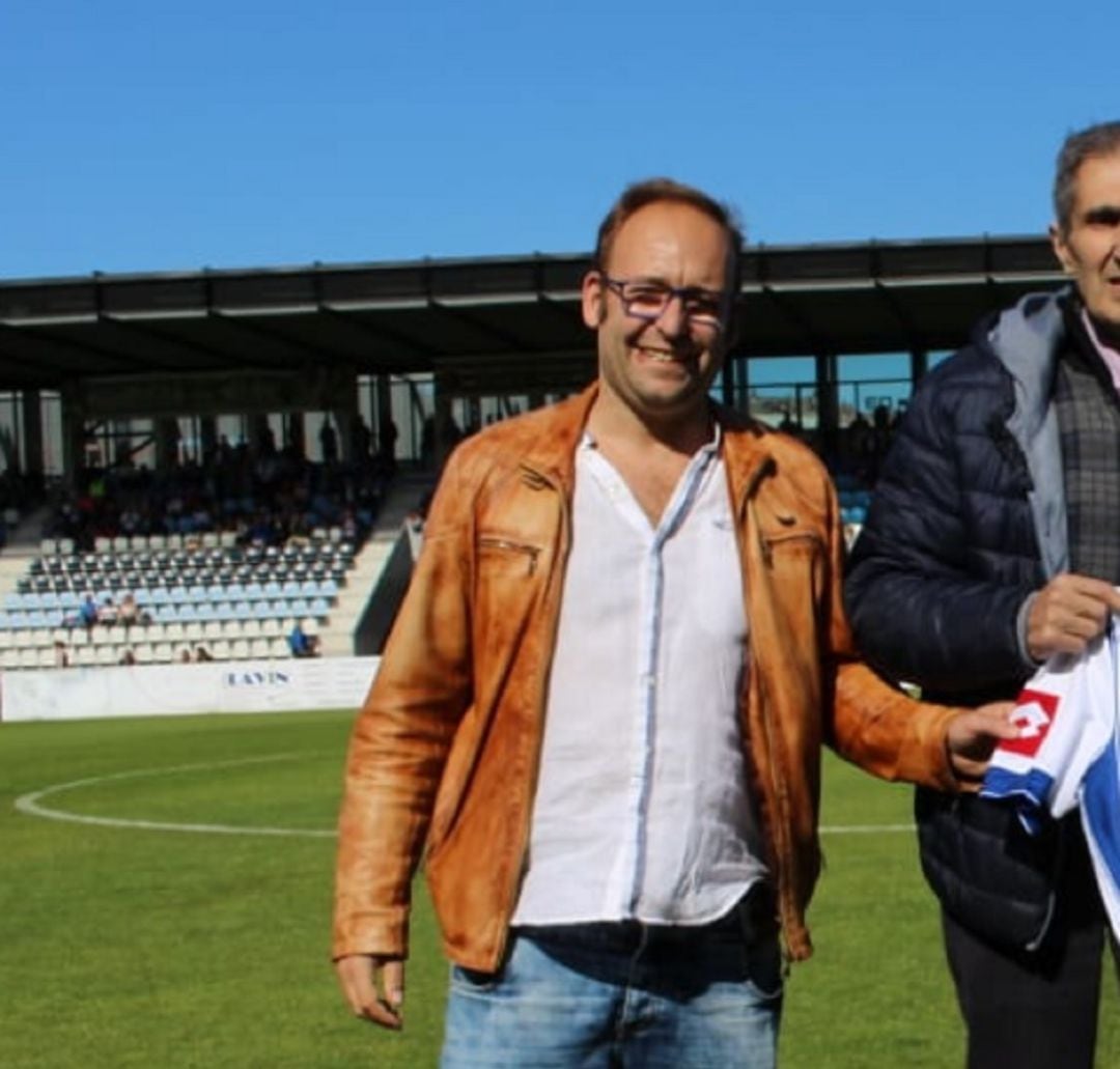 Tomás Bustamante, en el homenaje a Chicho Cabo