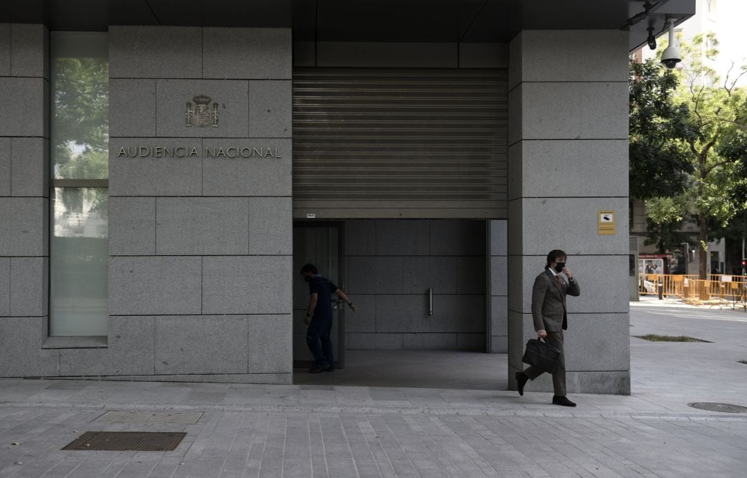 Entrada de la Audiencia Nacional el día en el que declara el inspector de la Policía Manuel Morocho en relación al caso ‘kitchen’.