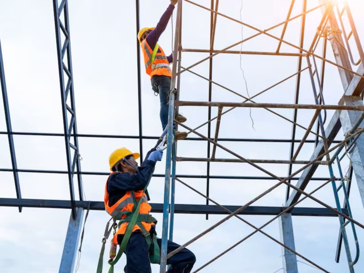 El desempleo crece en Navarra y baja el número de trabajadores, según la EPA