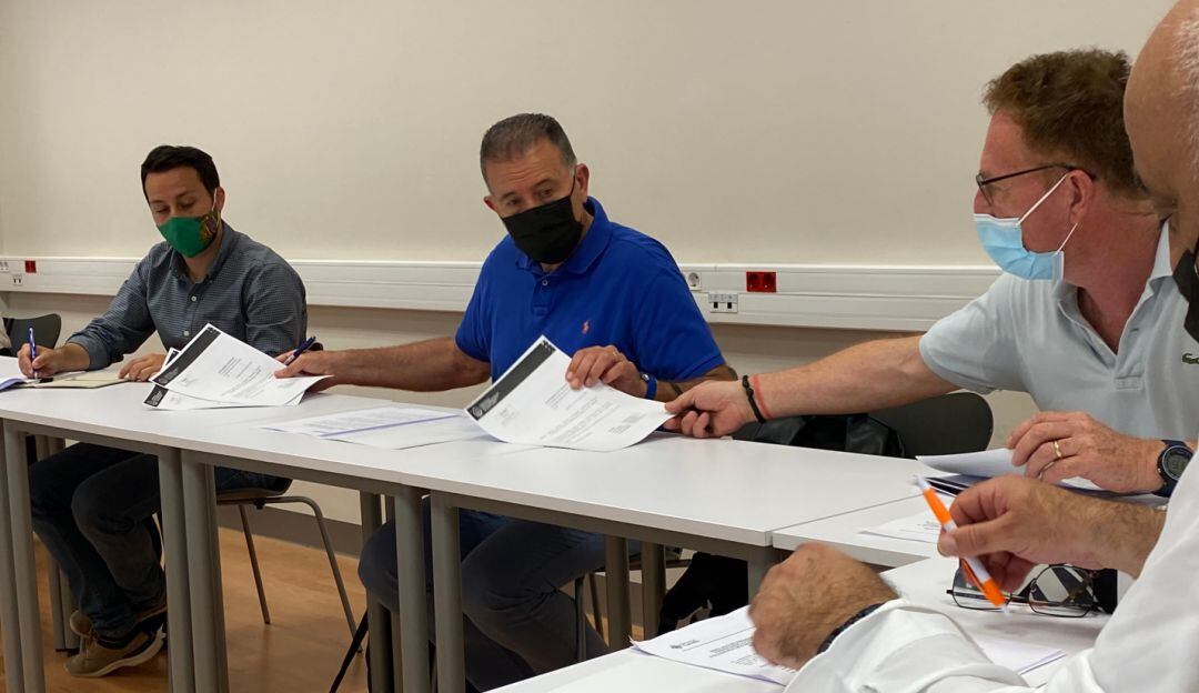 Imagen de la comisión de investigación.