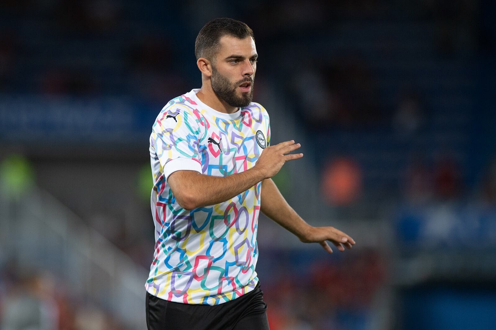 Rioja con la camiseta de apoyo a Ucrania