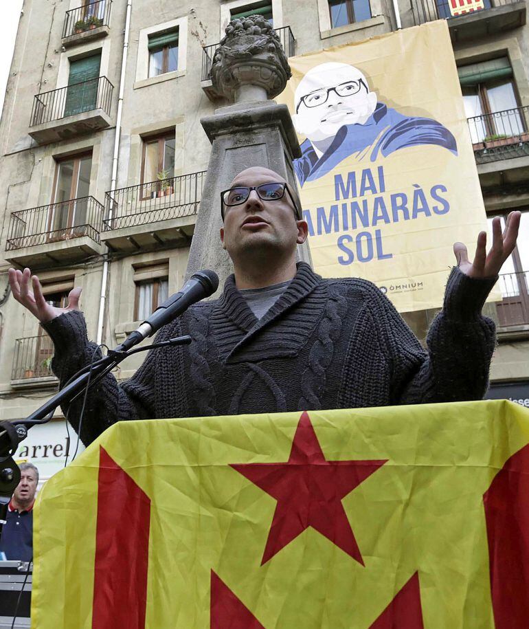 Joan Coma, regidor de la CUP a Vic, ha estat detingut pels Mossos d'Esquadra per no haver anat a declarar davant del jutge de l'Audiència Nacional