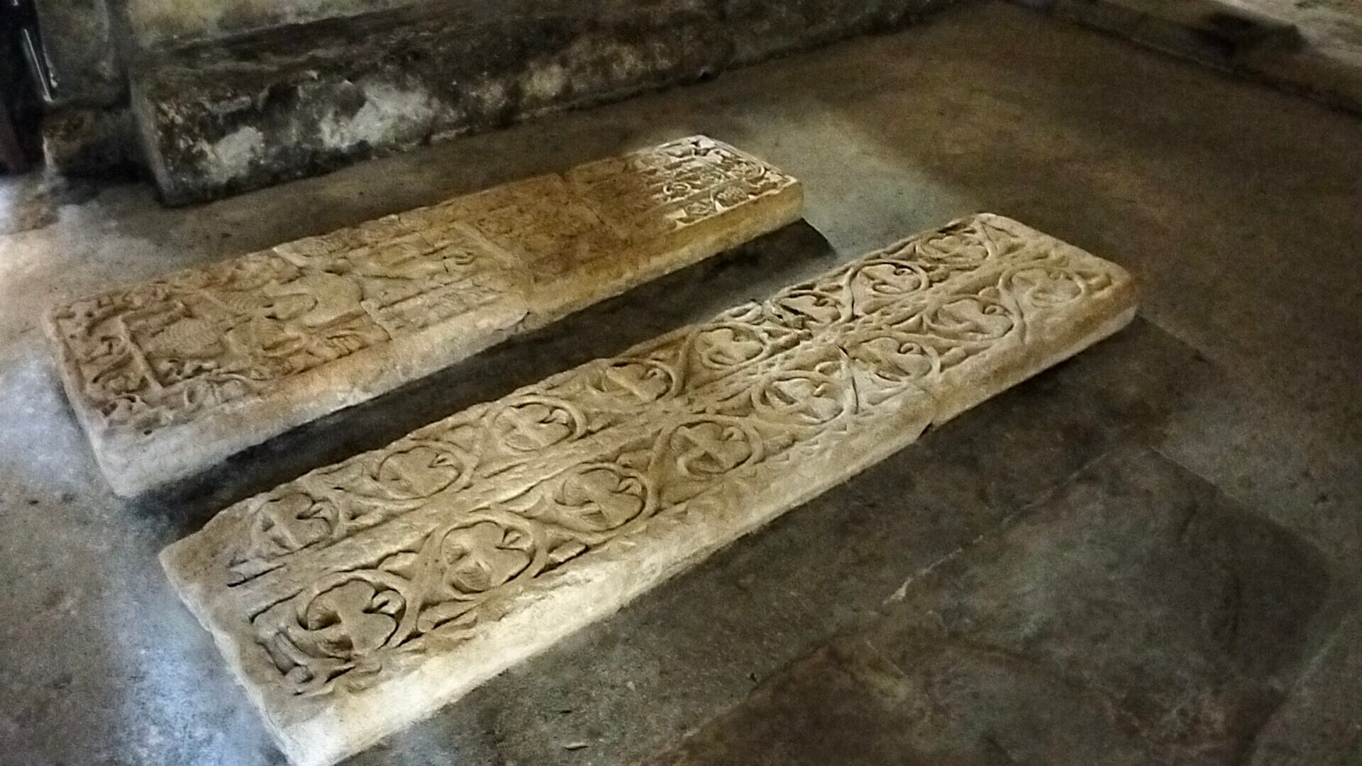 Laudas restauradas en la capilla de Sta. Leocadia de la Catedral de Oviedo