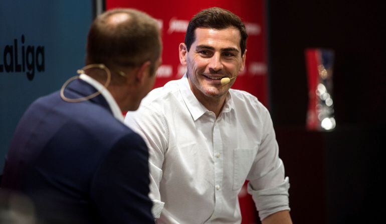 Iker Casillas con Manu Carreño