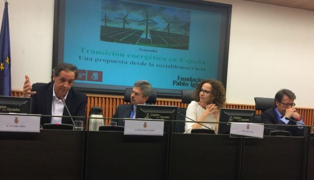 Álvaro Abril durante una intervención como coordinador de Sostenibilidad del PSOE en el Congreso de los Diputados