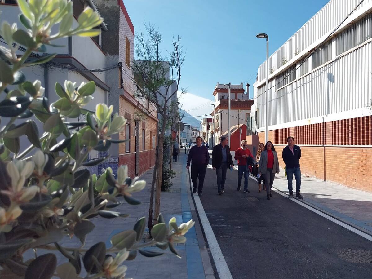 El Ayuntamiento de La Línea recepciona las obras de reurbanización en la barriada de la Atunara