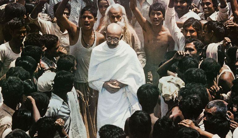 La película 'Gandhi' (1982) se convirtió en el fenómeno cinematográfico del año por su forma de narrar la vida del pacifista y líder político de la India