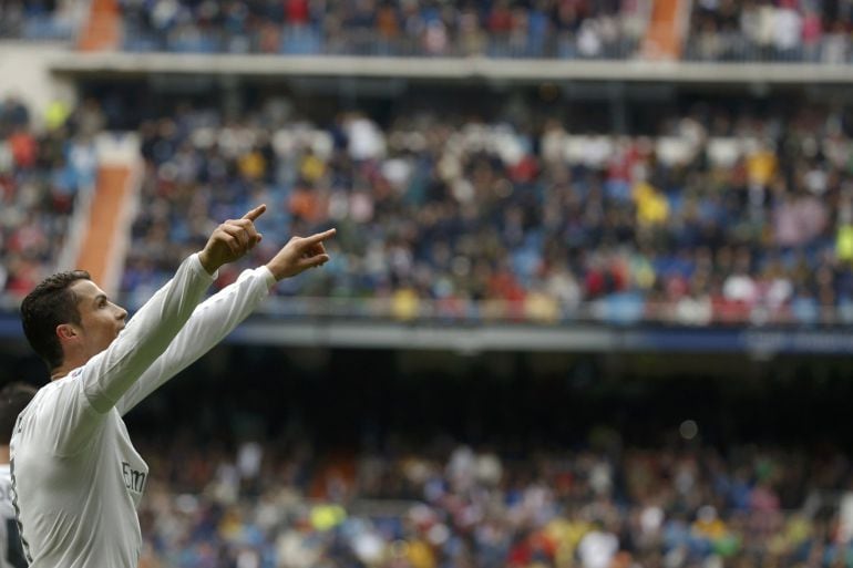 Cristiano Ronaldo celebra el gol marcado ante el Valencia 