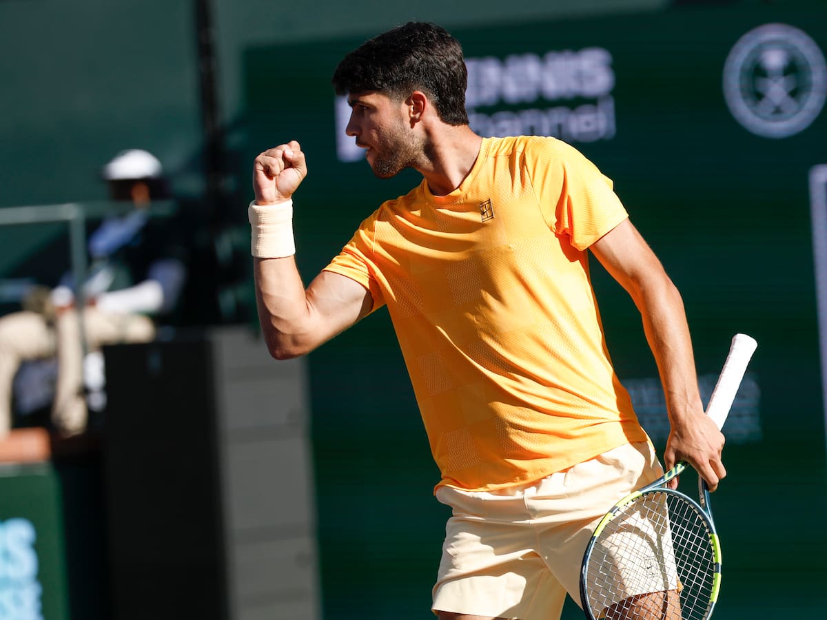 Alcaraz avanza con paso firme a los cuartos de final de Indian Wells