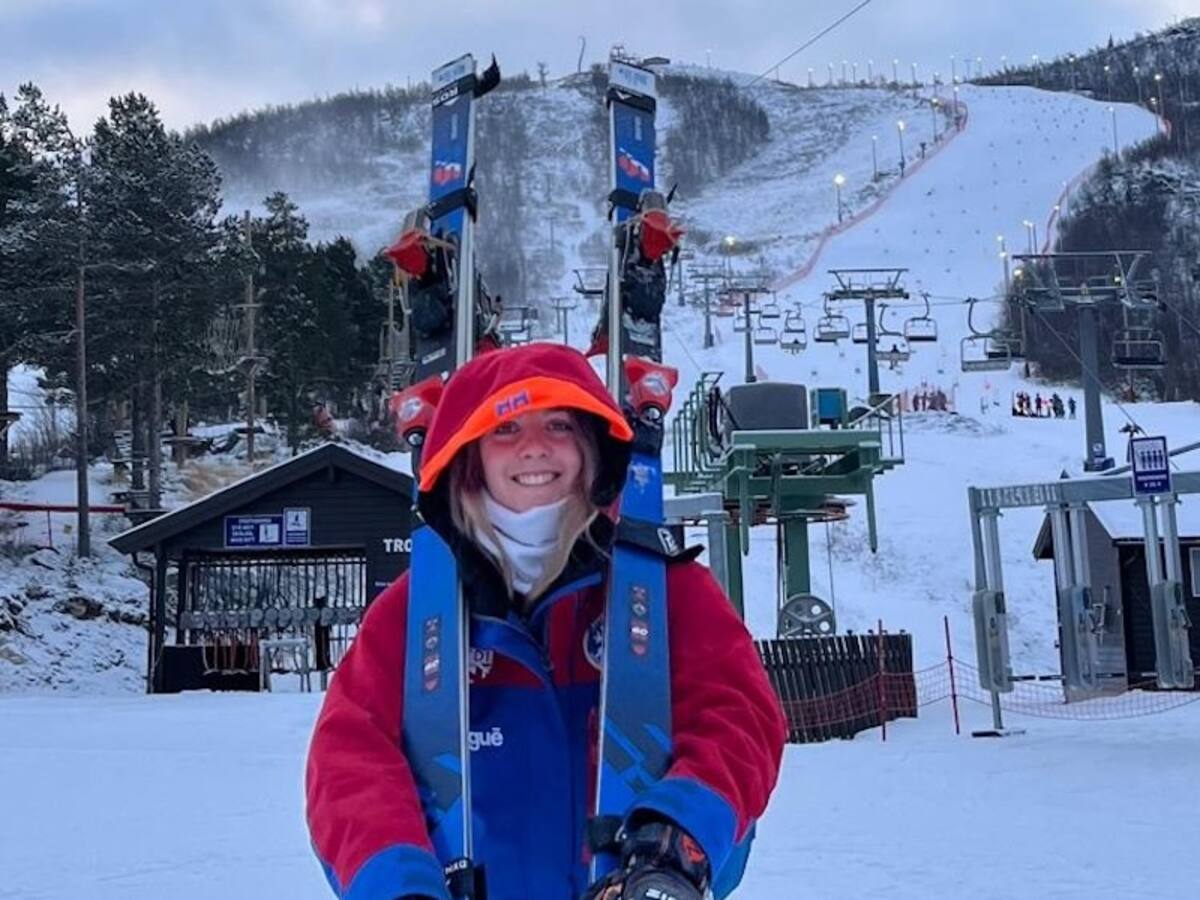 Medalla de plata para Martina Terrén en el Nacional de esquí de Slalom