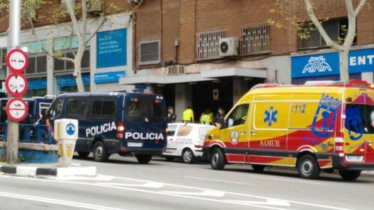 El suceso ha tenido lugar en el número 9 de la avenida del Mediterráneo, cerca del parque del Retiro de Madrid.