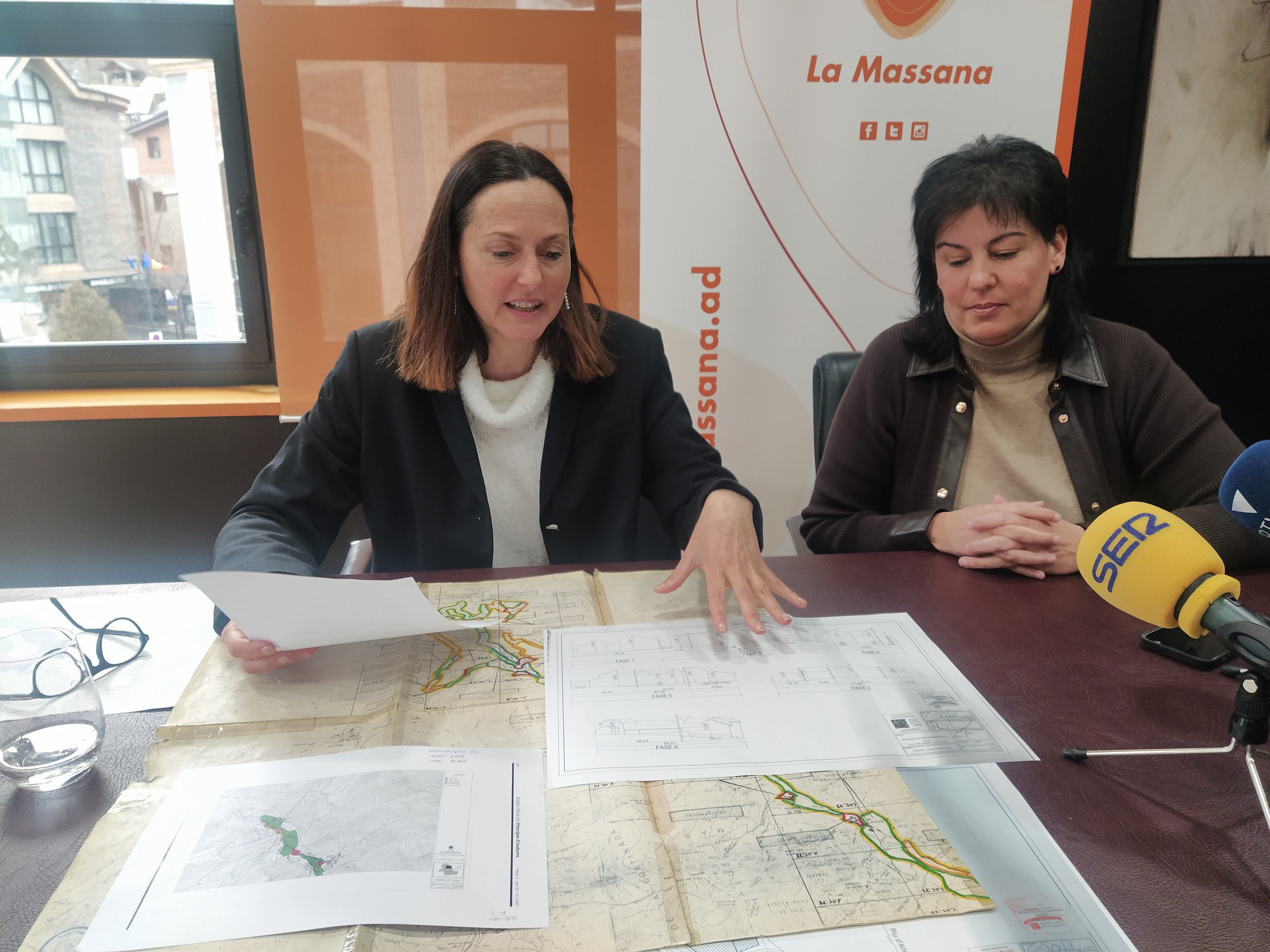 Les cònsols de la Massana, Olga Molné i Eva Sansa, han tranquil·litzat els veïns d'Arinsal