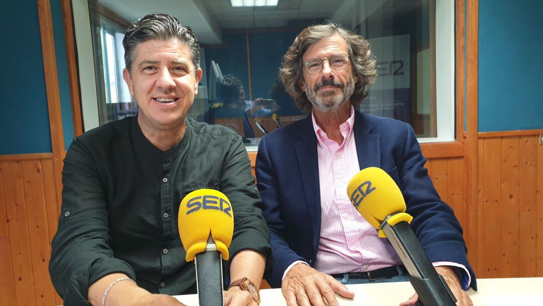 Paco Sierra y Antonio Gómez en el estudio de La Ventana de Cantabria 