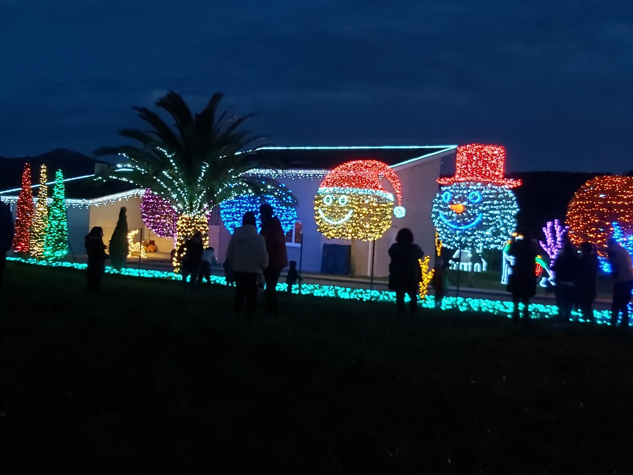 Iluminación navideña de la casa de Parbayón en Piélagos.