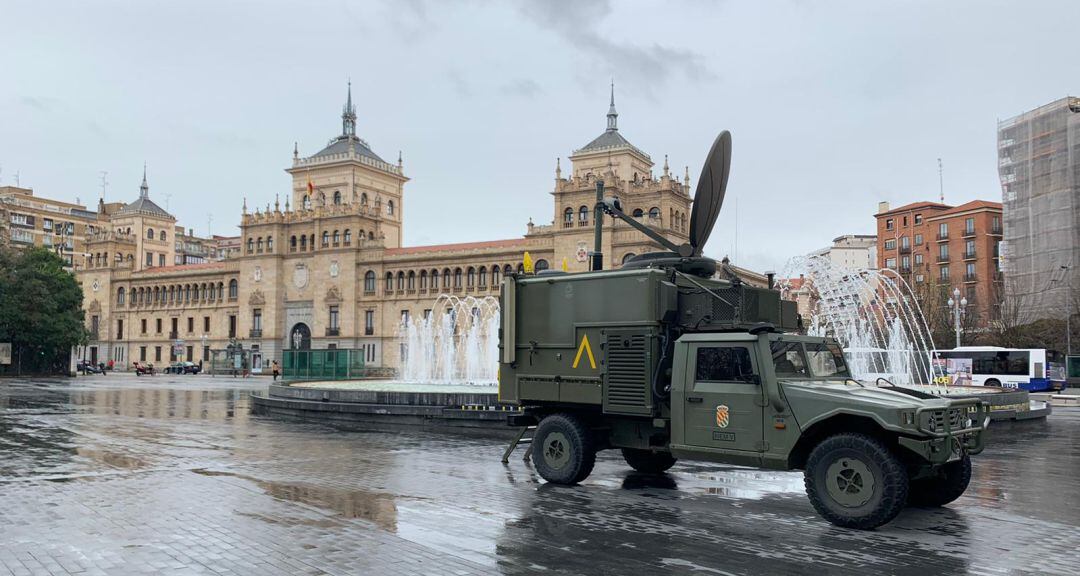 Plaza de Zorrilla con la UME