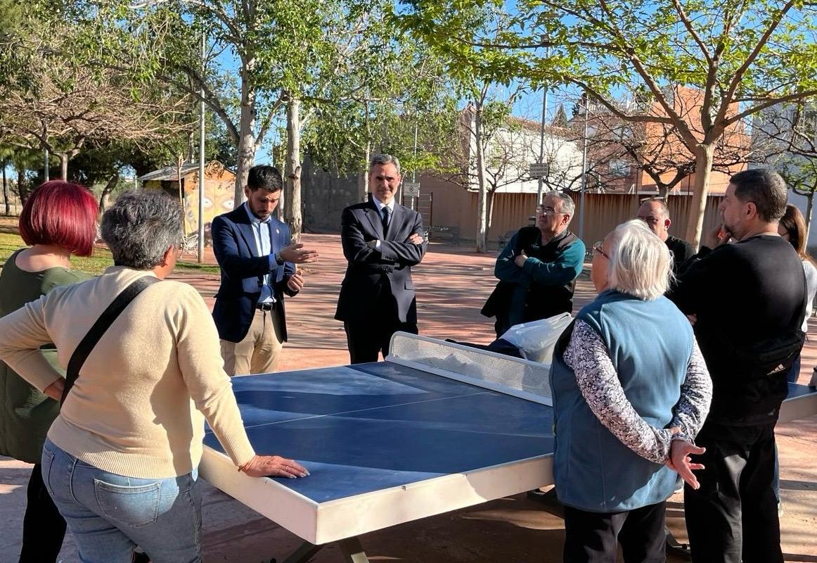 Reunión de los vecinos afectados por las obras en el acceso sur de la ciudad.