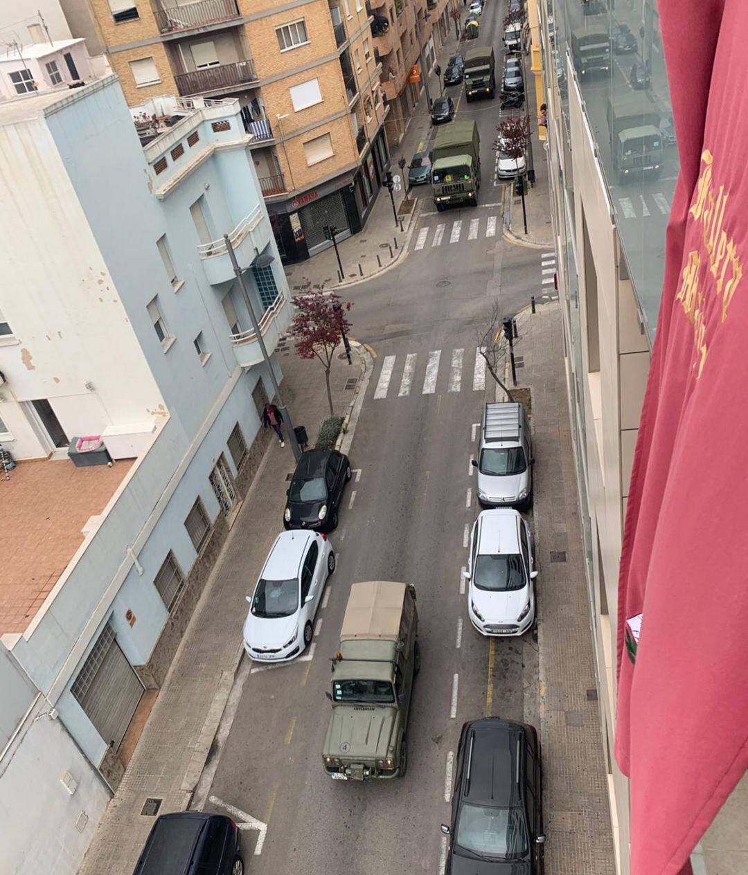Vehículos del Ejército por las calles de Gandia