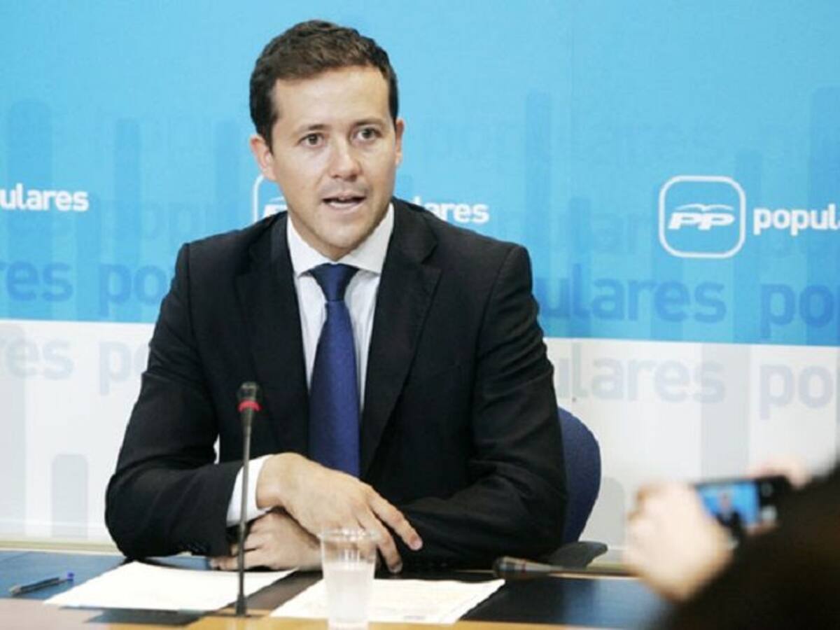 Velázquez sigue defendiendo la idoneidad del convenio sanitario