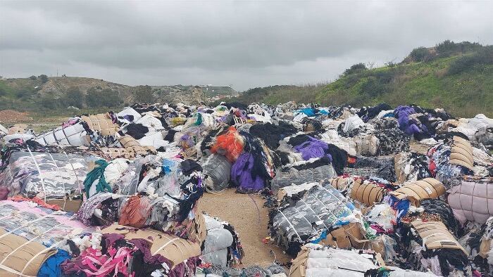 Trabajos de retirada de residuos en Algeciras