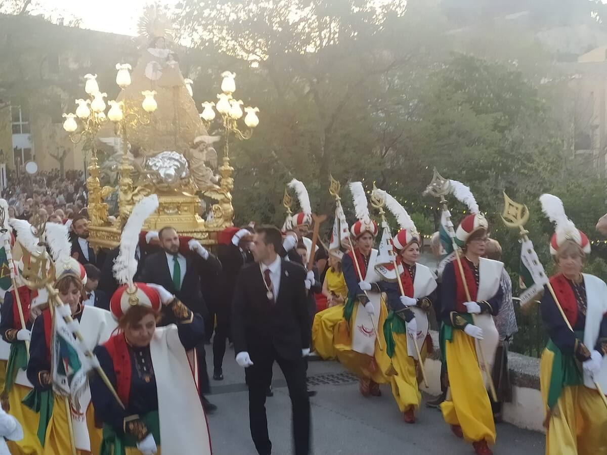 Biar termina su reencuentro con las fiestas de Mayo