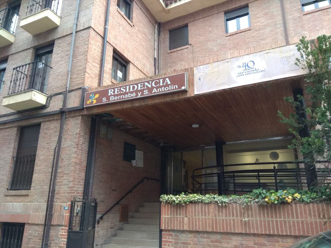 Residencia San Bernabé y San Antolín de Palencia